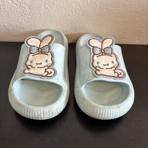 BRAND NWOT Sanrio 🩵 Miniso 🩵 Cinnamoroll Slippers 37-38